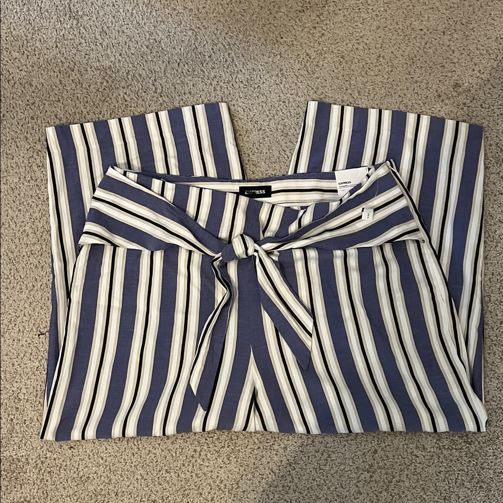 NWT Express Blue and White Striped Cropped Culottes size 18